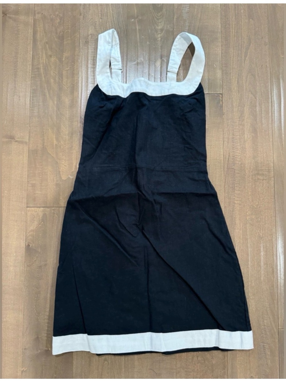 White/Black Linen A&F Dress - Picture 3 of 4